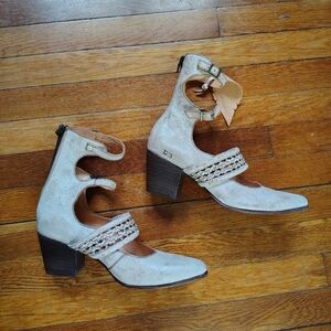 Bed Stu Baylor Womens Beige Leather Strappy Heels Shoes Sandals 9 US Women's